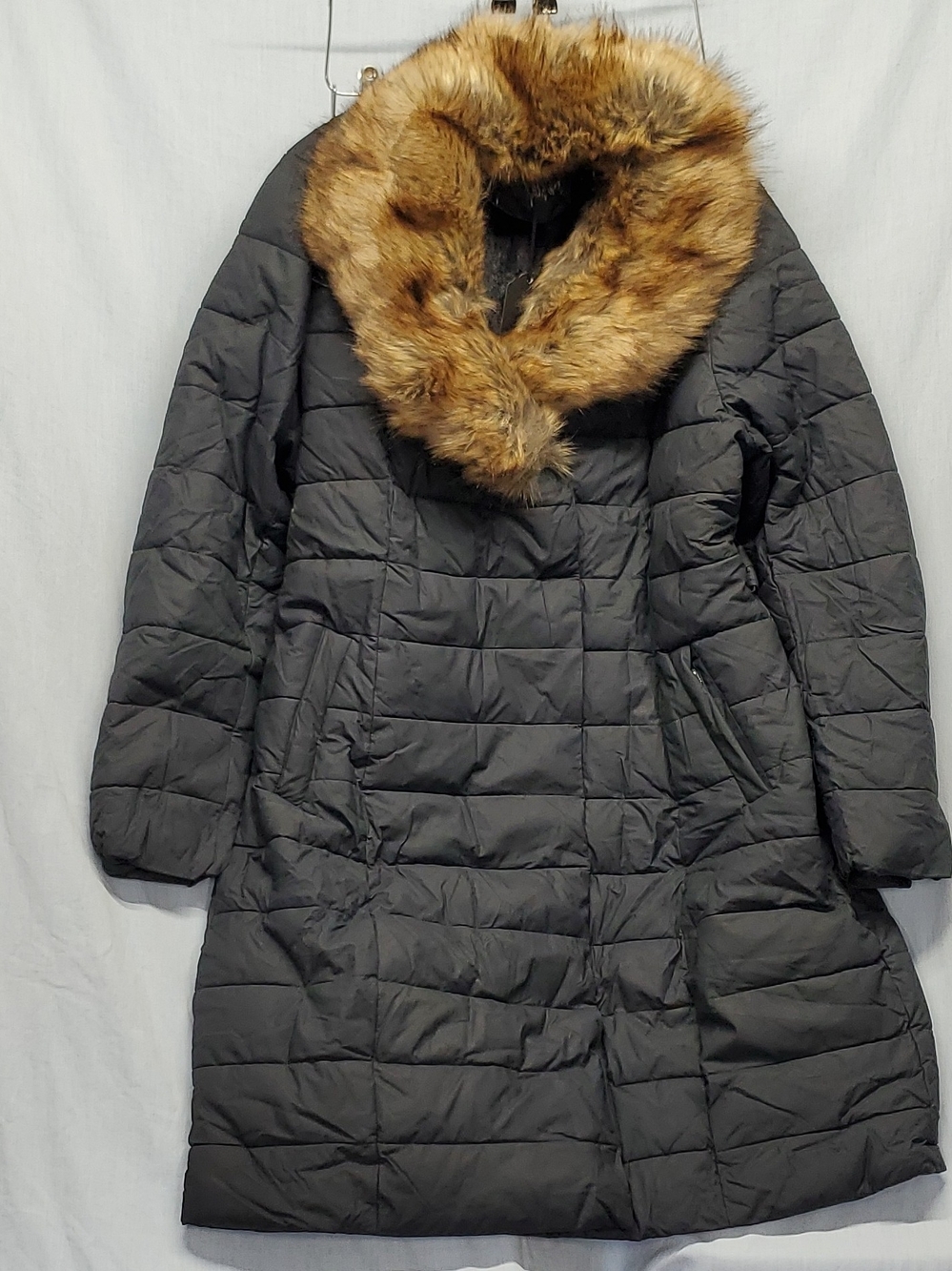 Womens Black Quilted Puffer Coat with Faux Fur Trim